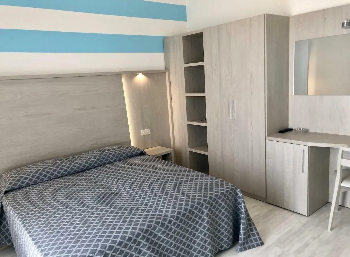 ***  Hotel Admiral Беллария-Иджеа-Марина Италия